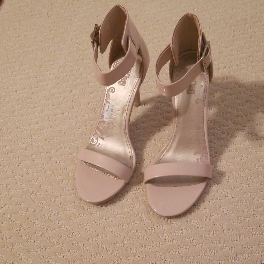 Nude heels